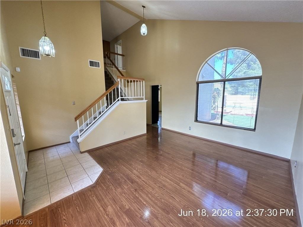 8240 Marcasel Dr - Photo 3 of 40
