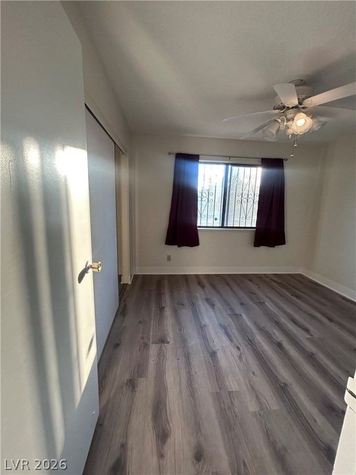 5409 Aston Ave #0 - Photo 5 of 8