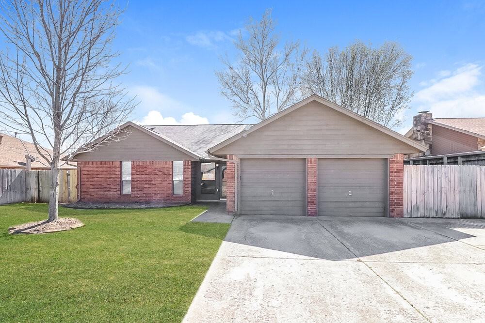 1112 Ne 21st Ct