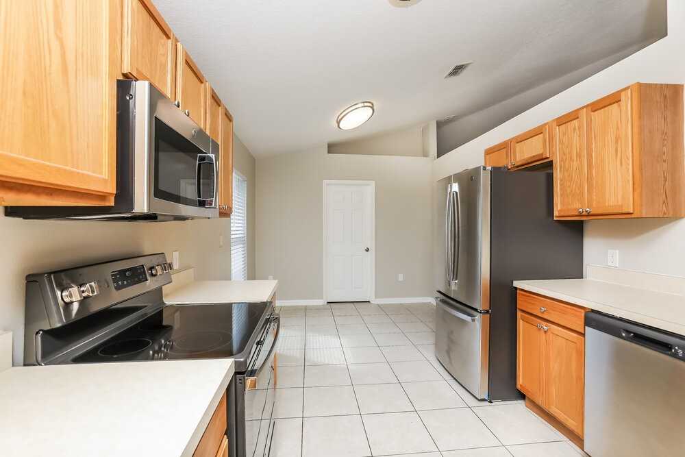 333 Lake Shepard Dr - Photo 7 of 16