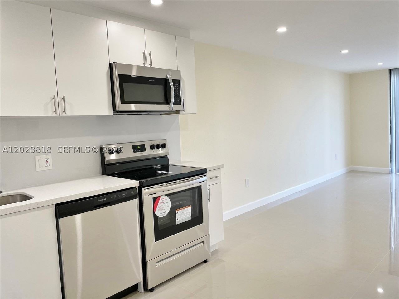 16950 W Dixie Hwy #A531 - Photo 5 of 25