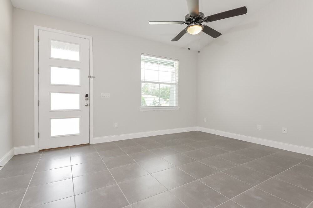 604 Gaul Way - Photo 4 of 16