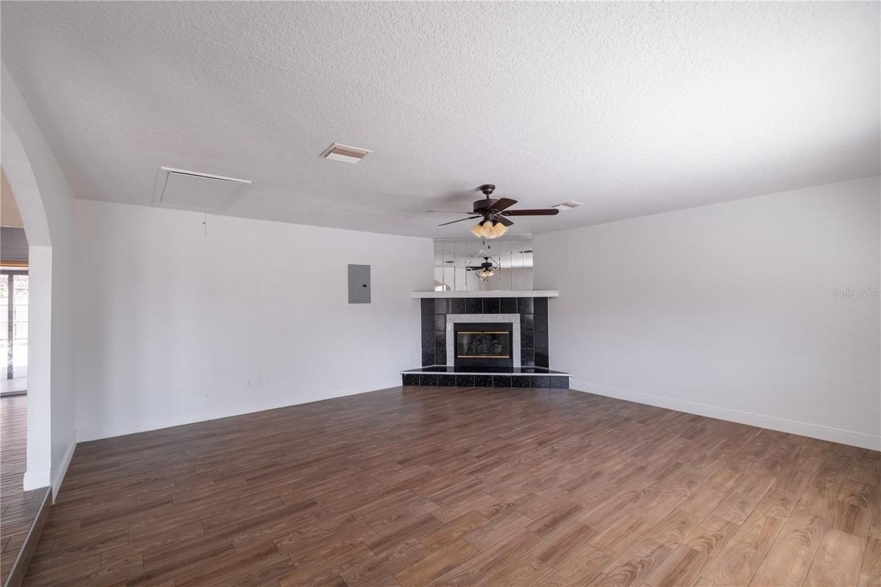 107 Citrus Dr - Photo 6 of 27