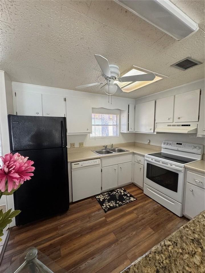 603 W Club Blvd - Photo 5 of 29