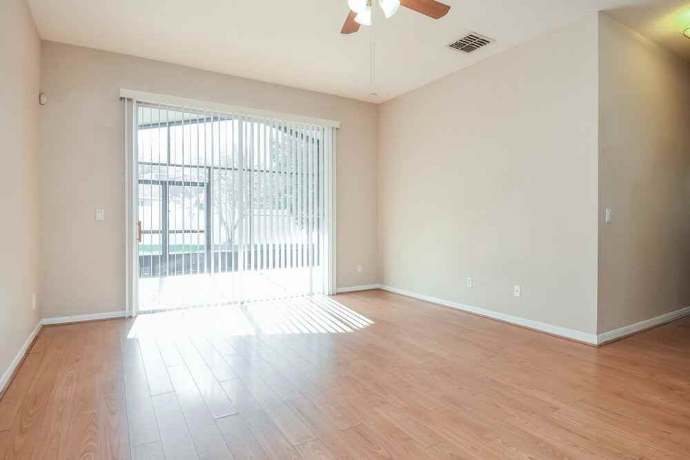 537 Breezy Oak Way - Photo 5 of 15