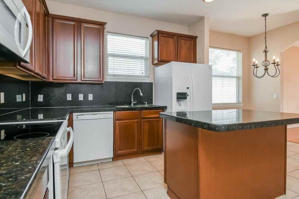 537 Breezy Oak Way - Photo 7 of 15