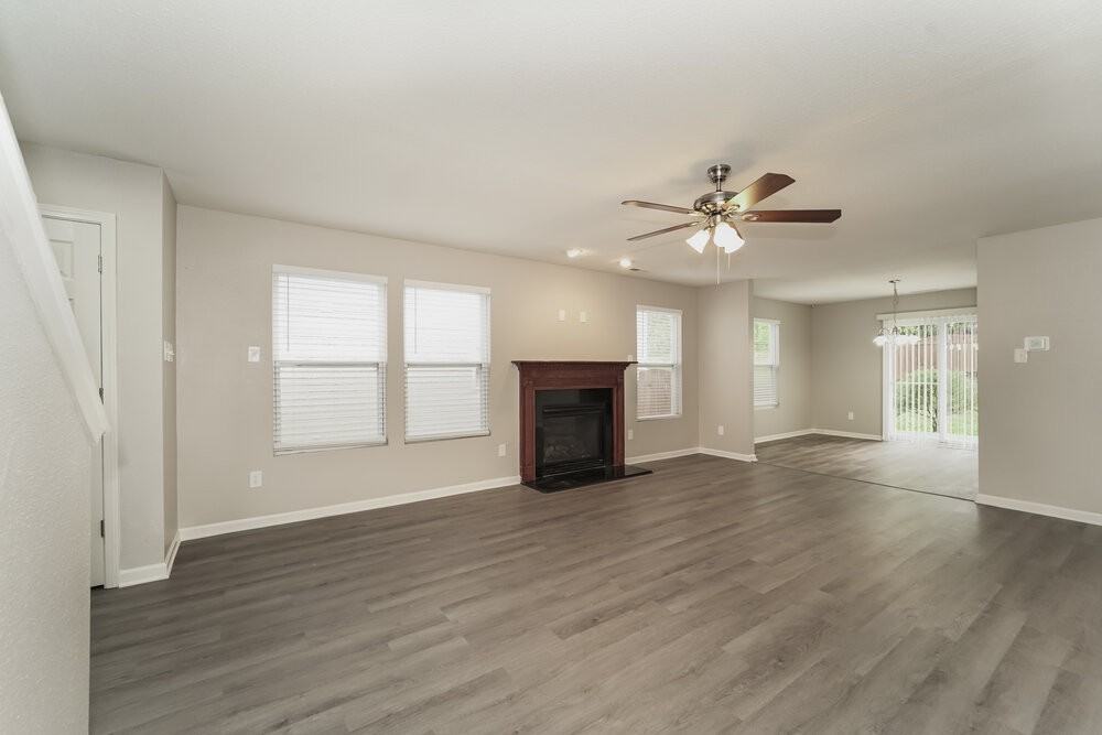 4142 Kellybrook Dr - Photo 6 of 17