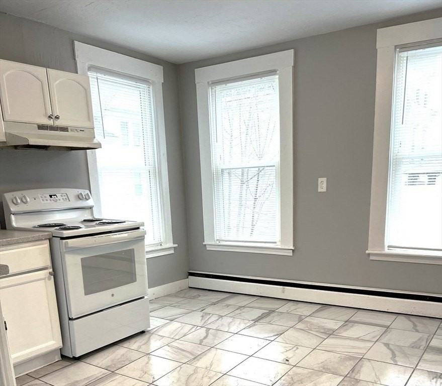17 Bond St #B - Photo 2 of 8