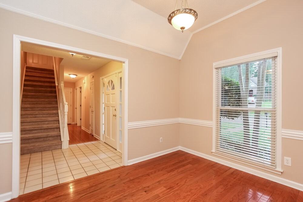 7576 Dexter Run Cir - Photo 4 of 21