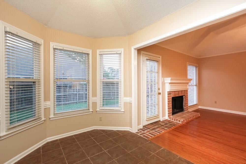 7576 Dexter Run Cir - Photo 6 of 21