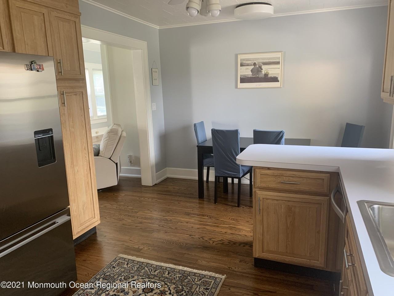 245 Monmouth Blvd - Photo 7 of 19