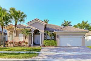 featured image of 19361 Sw 30th St