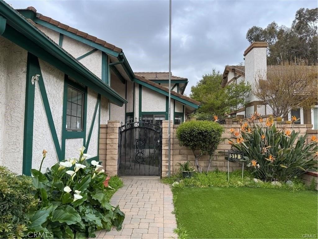 5139 Via Del Valle St - Photo 3 of 36