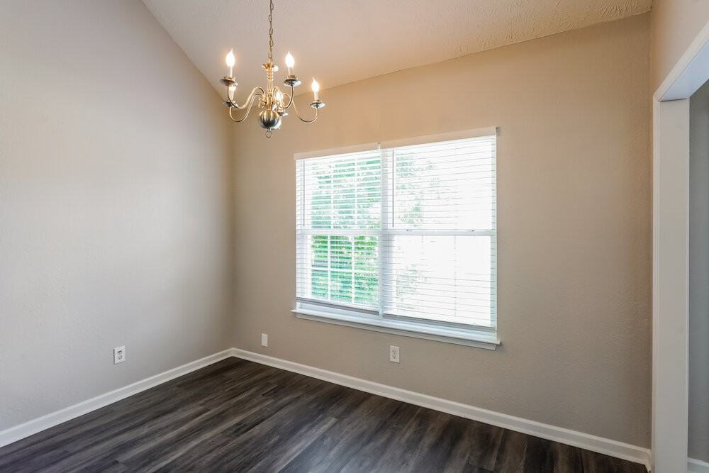 273 Mary Joe Martin Dr - Photo 6 of 17