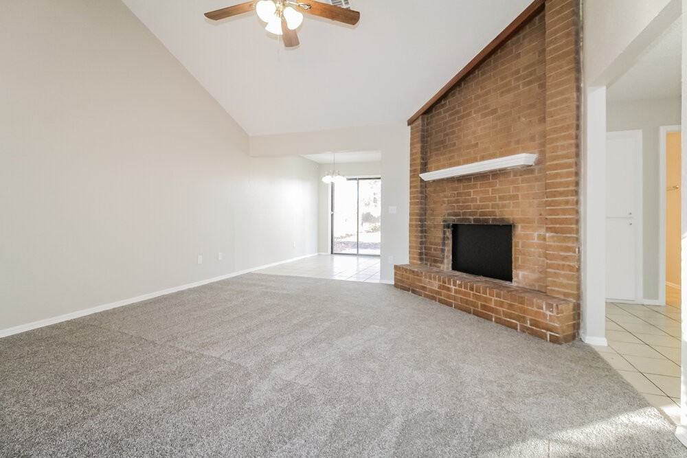 10321 Koch Dr - Photo 4 of 16