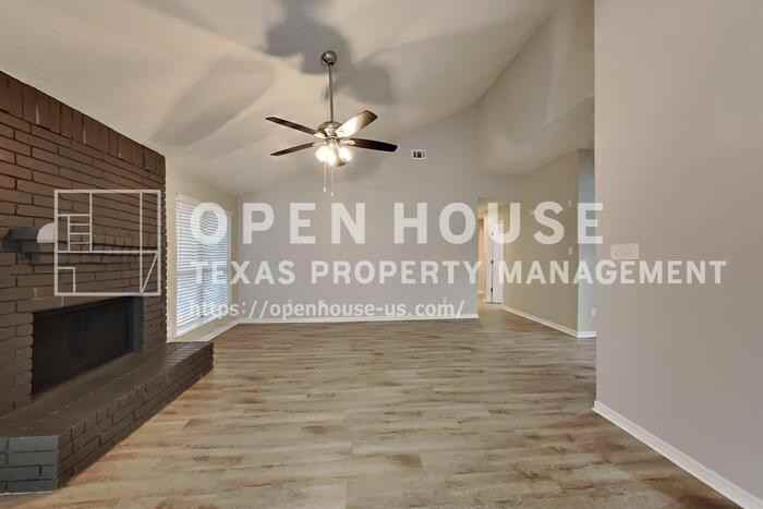 5426 Cold Springs Dr - Photo 4 of 20