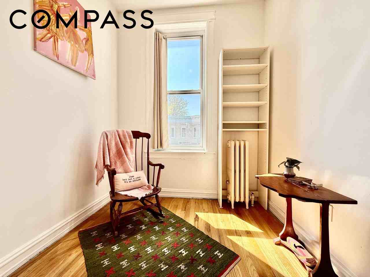 149 E 35th St #2 - Photo 7 of 10
