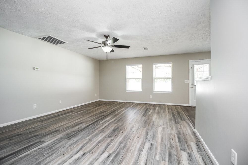 813 Creek Oak Dr - Photo 4 of 17