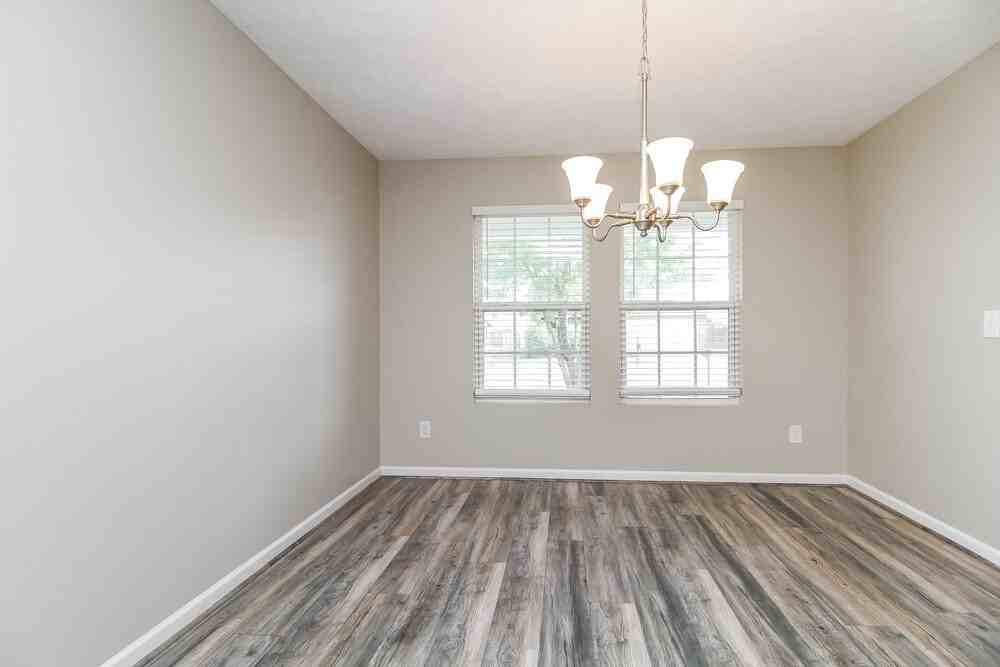 813 Creek Oak Dr - Photo 6 of 17