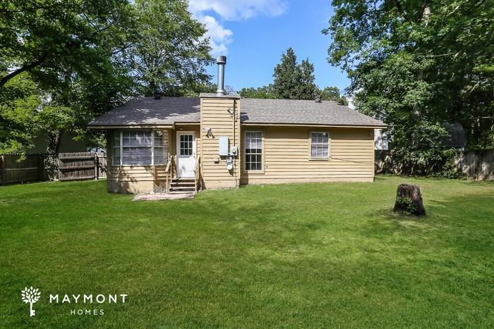 14806 White Oaks Ln - Photo 5 of 5