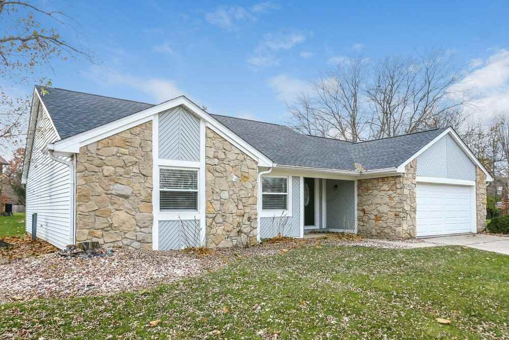 7809 Hampton Pl - Photo 3 of 16