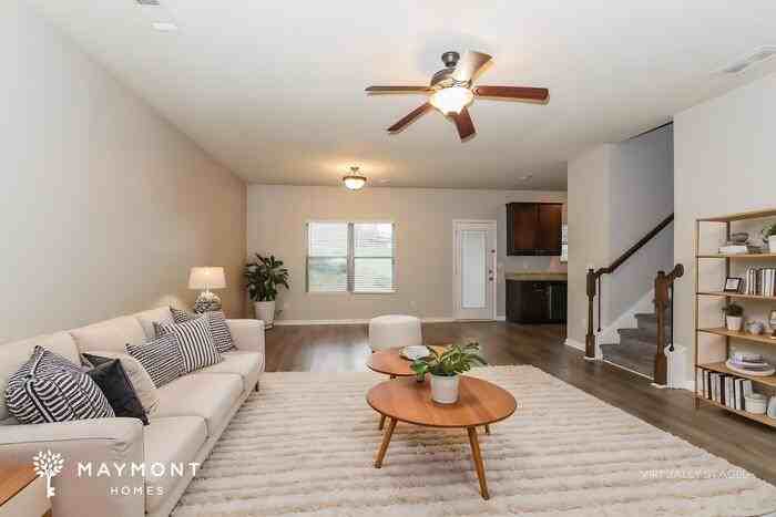 424 Concord Ter - Photo 6 of 16