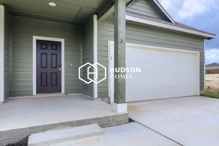 1229 Richards Ranch Rd - Photo 2 of 12