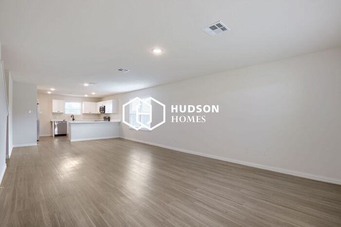 3816 Poteet Ct - Photo 2 of 12