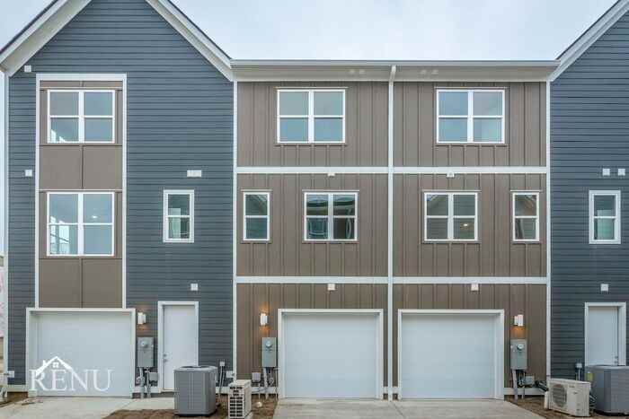 2357 E 18th St - Photo 2 of 21