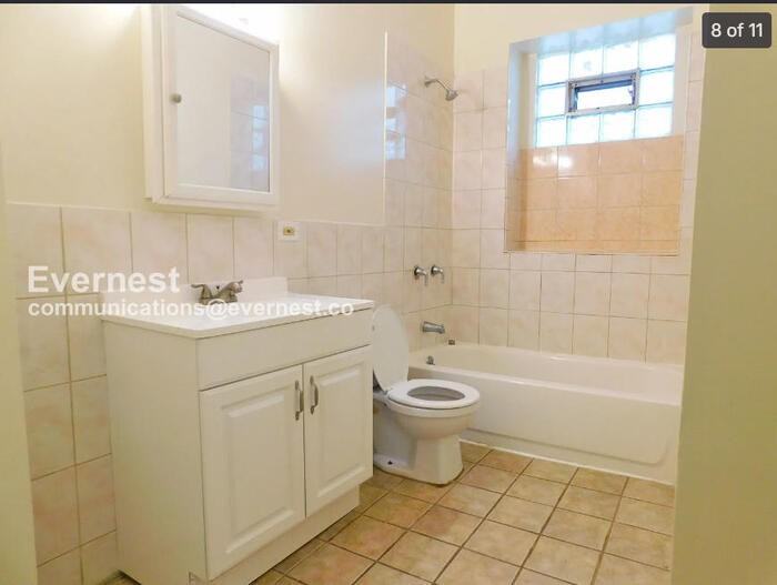 4923 N Albany Ave #3 - Photo 7 of 11