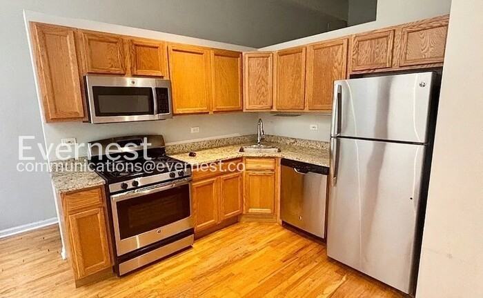 1834 Ridge Ave #121 - Photo 2 of 8