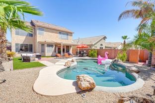 915 E Montoya Ln - Photo 1 of 1