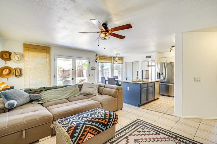 915 E Montoya Ln - Photo 6 of 16