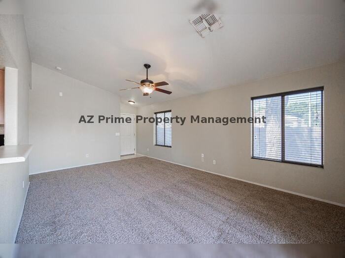 1654 W Geronimo St - Photo 6 of 29