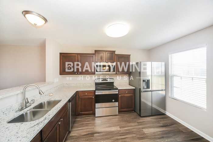 7751 Freehold Dr - Photo 6 of 20