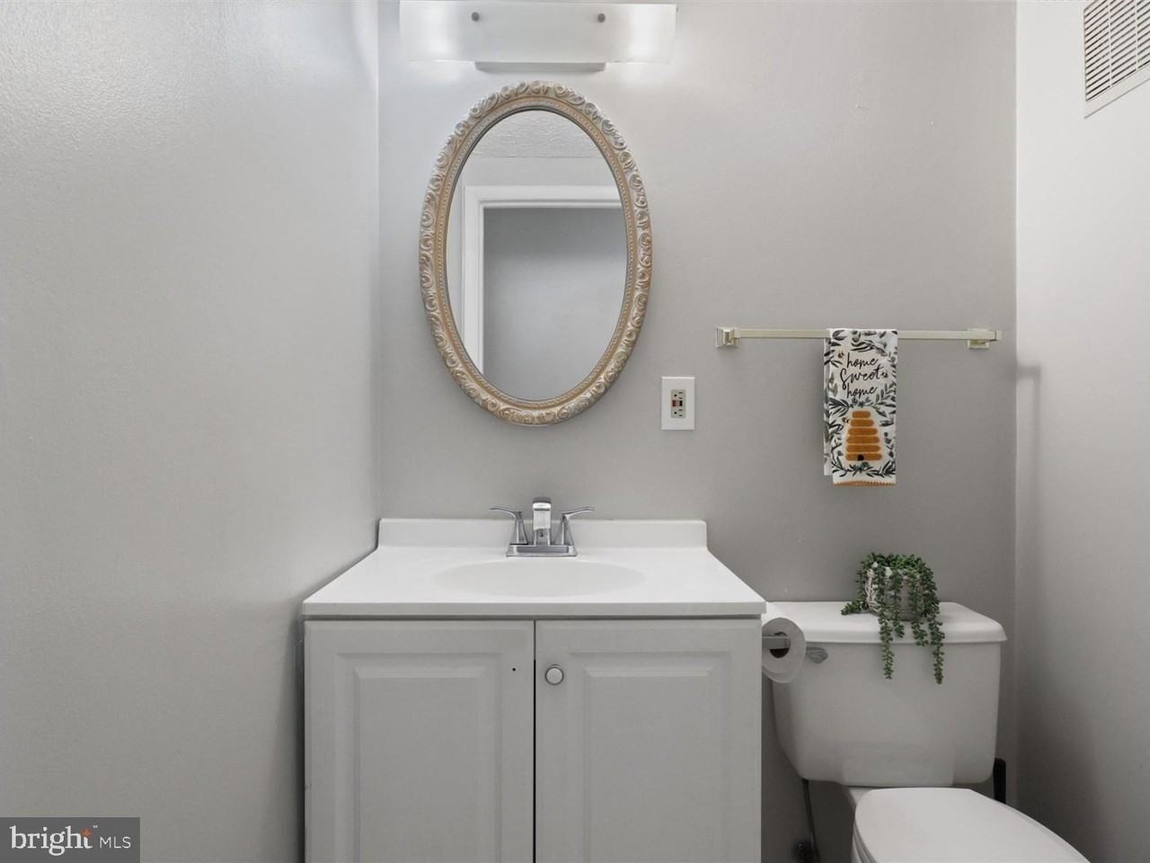 8463 Monarch Ct - Photo 7 of 50