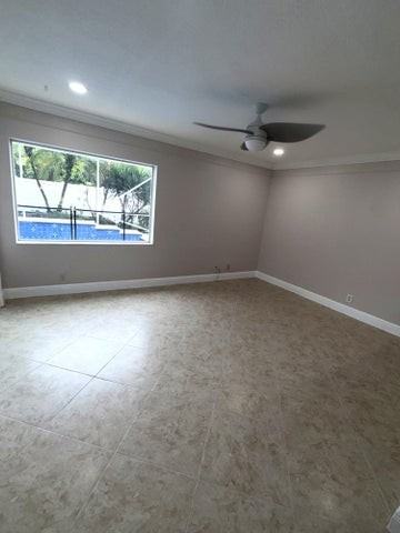 9585 Affirmed Lane - Photo 5 of 8