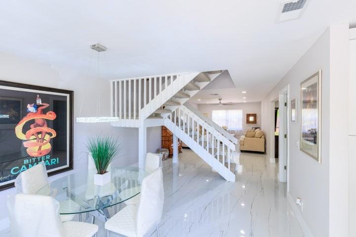 5241 Jog Lane - Photo 4 of 8