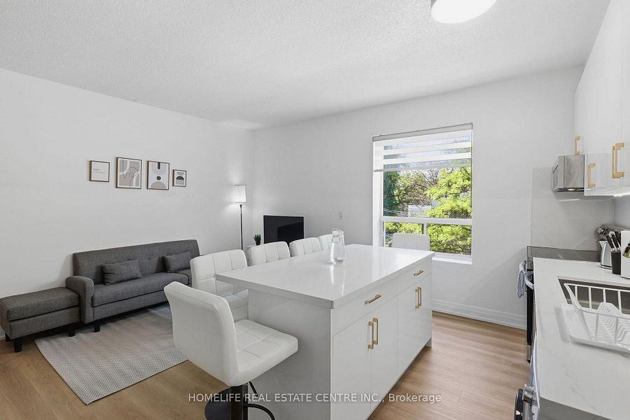 223 Jameson Avenue #201 - Photo 4 of 17