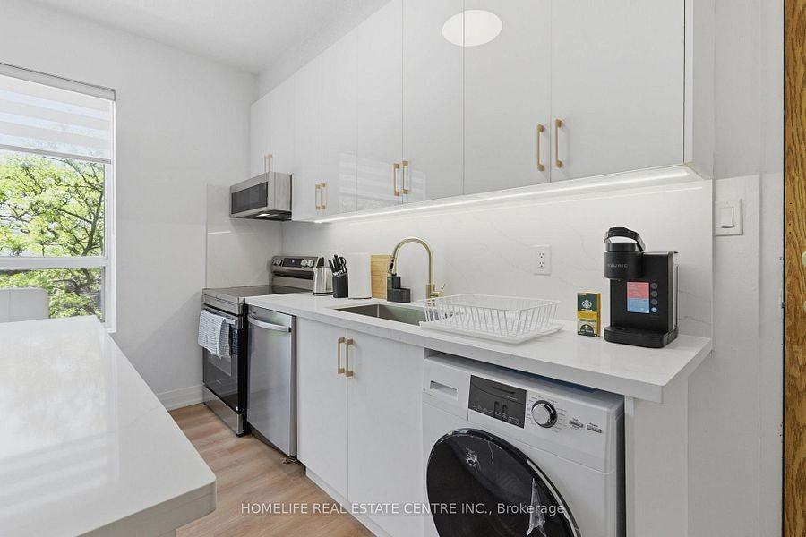 223 Jameson Avenue #201 - Photo 5 of 17