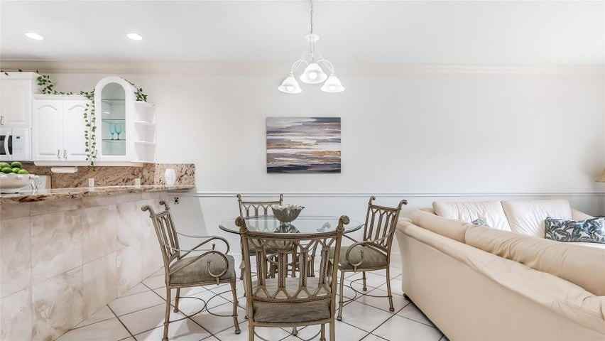 512 South Ocean Boulevard - Photo 5 of 8