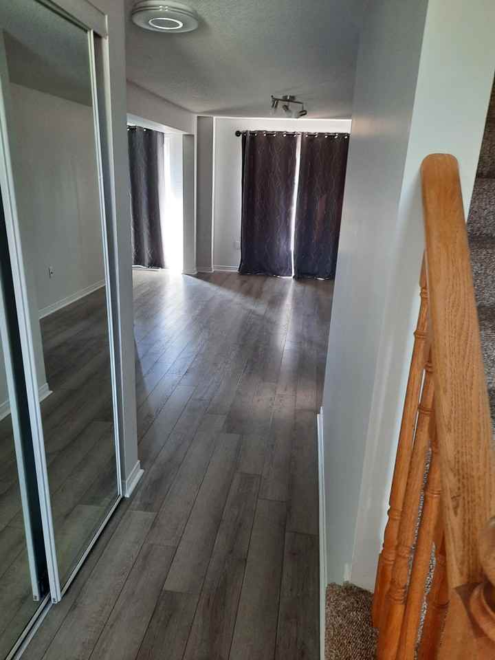 59 Courtney Crescent - Photo 2 of 23