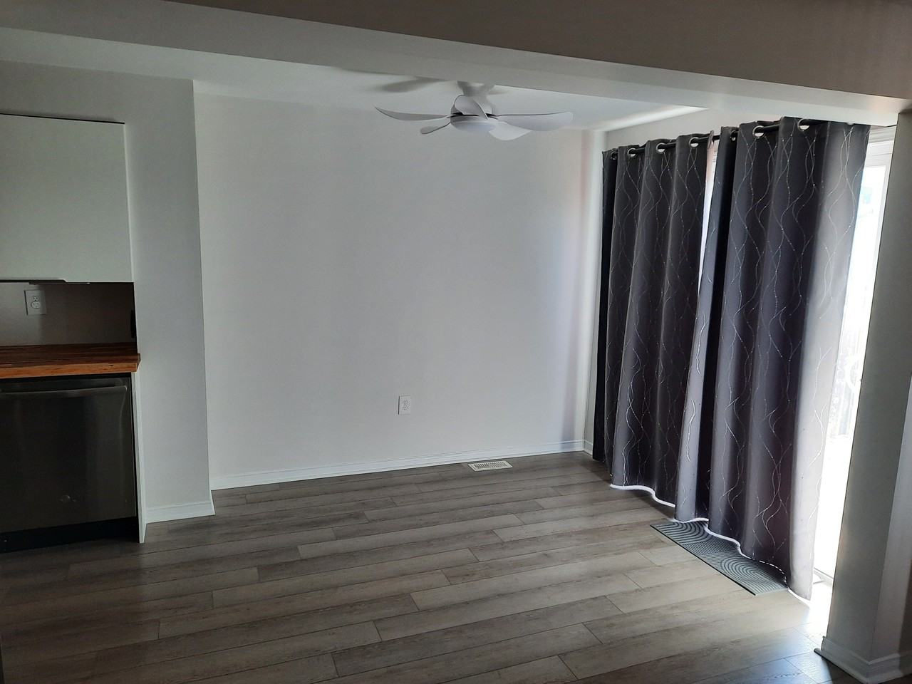 59 Courtney Crescent - Photo 4 of 23