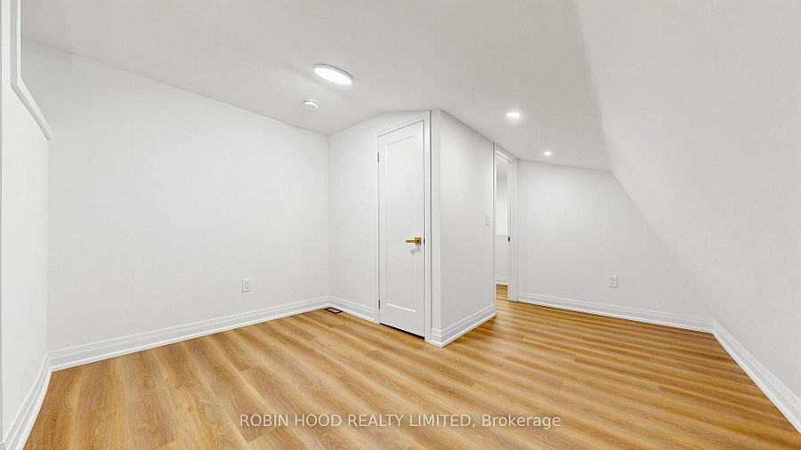 8 Laxton Avenue - Photo 7 of 20