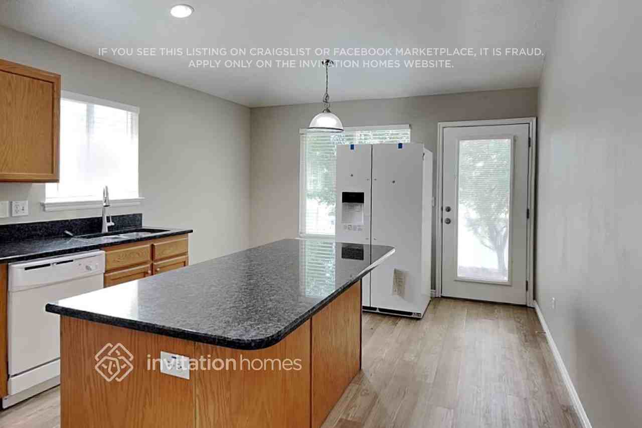 4581 W Mina Deoro Dr - Photo 6 of 23