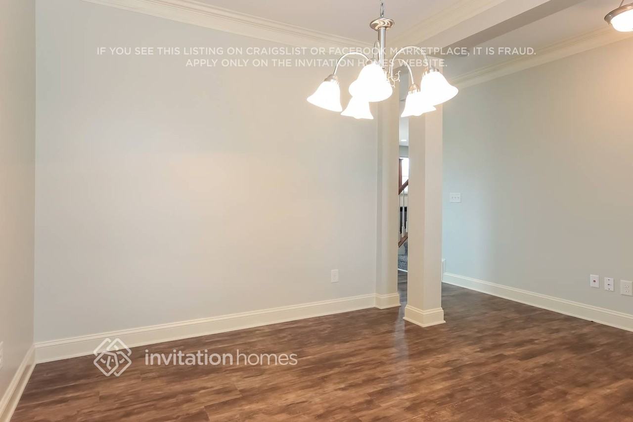 29 Glenn Creek Ct - Photo 3 of 20