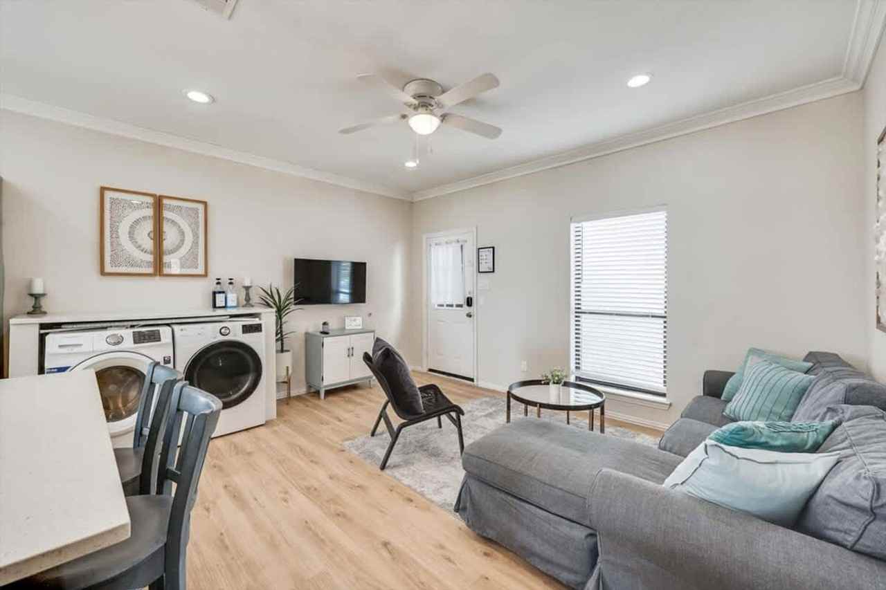 7006 Shipp Road - Photo 6 of 47