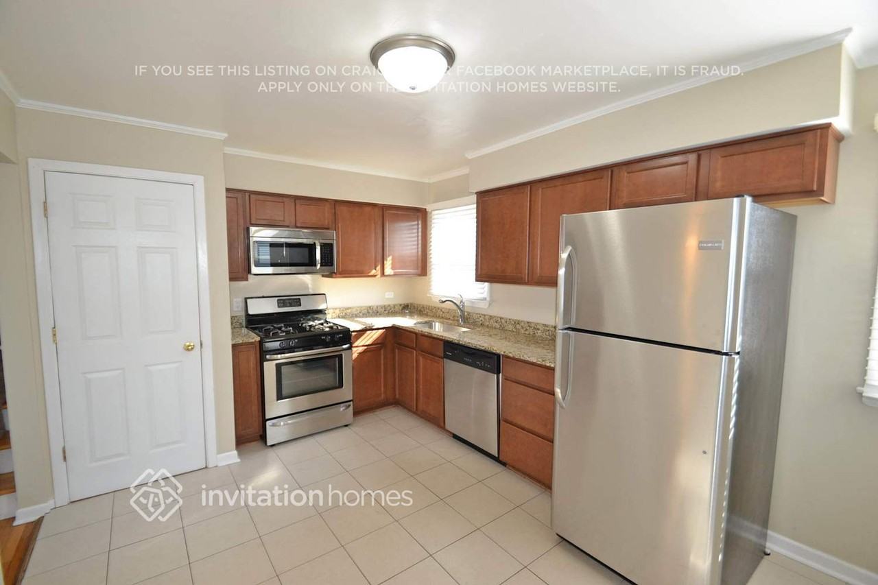 29 W Graham Ave - Photo 3 of 17
