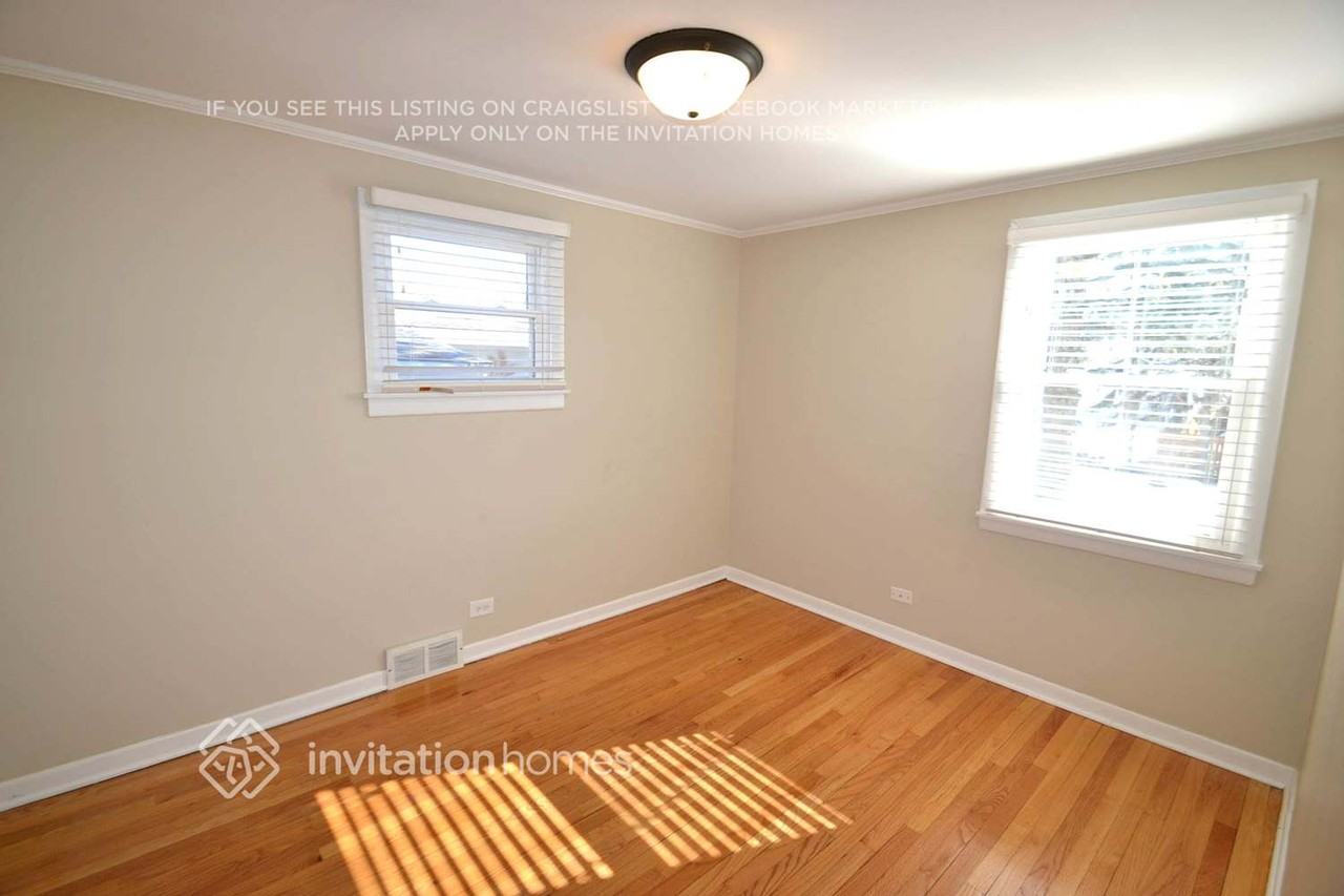 29 W Graham Ave - Photo 5 of 17