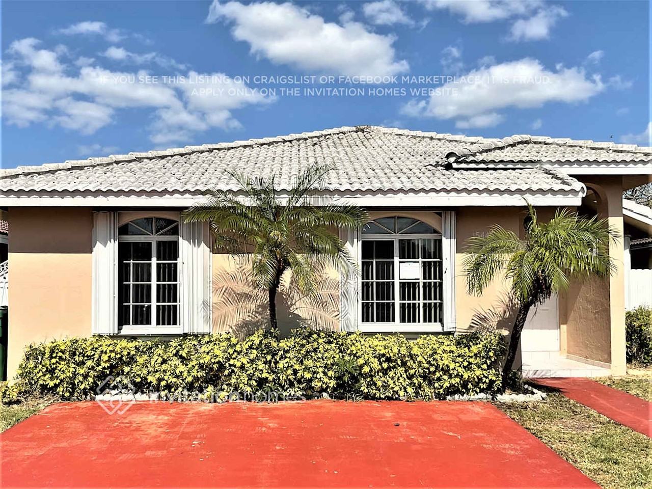 15445 Sw 138th Ave